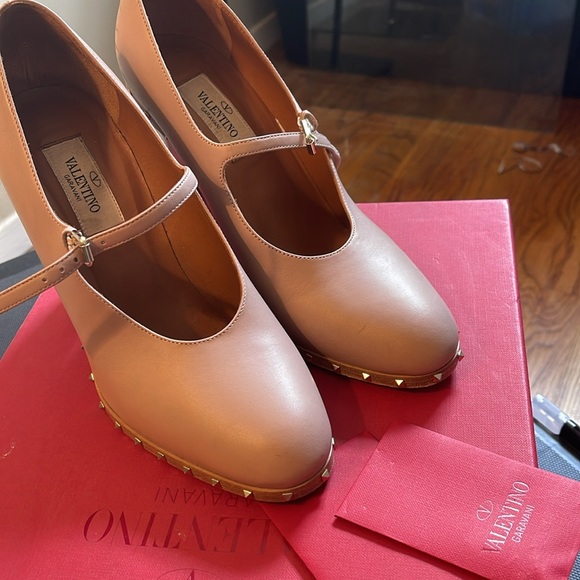 Valentino Garavani Mary Jane Size 36 EUC Blush Pink Color - Picture 15 of 15